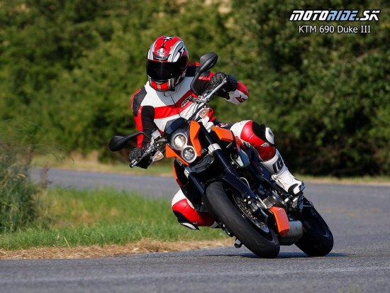 13908--KTM-690-DukeIII.JPG